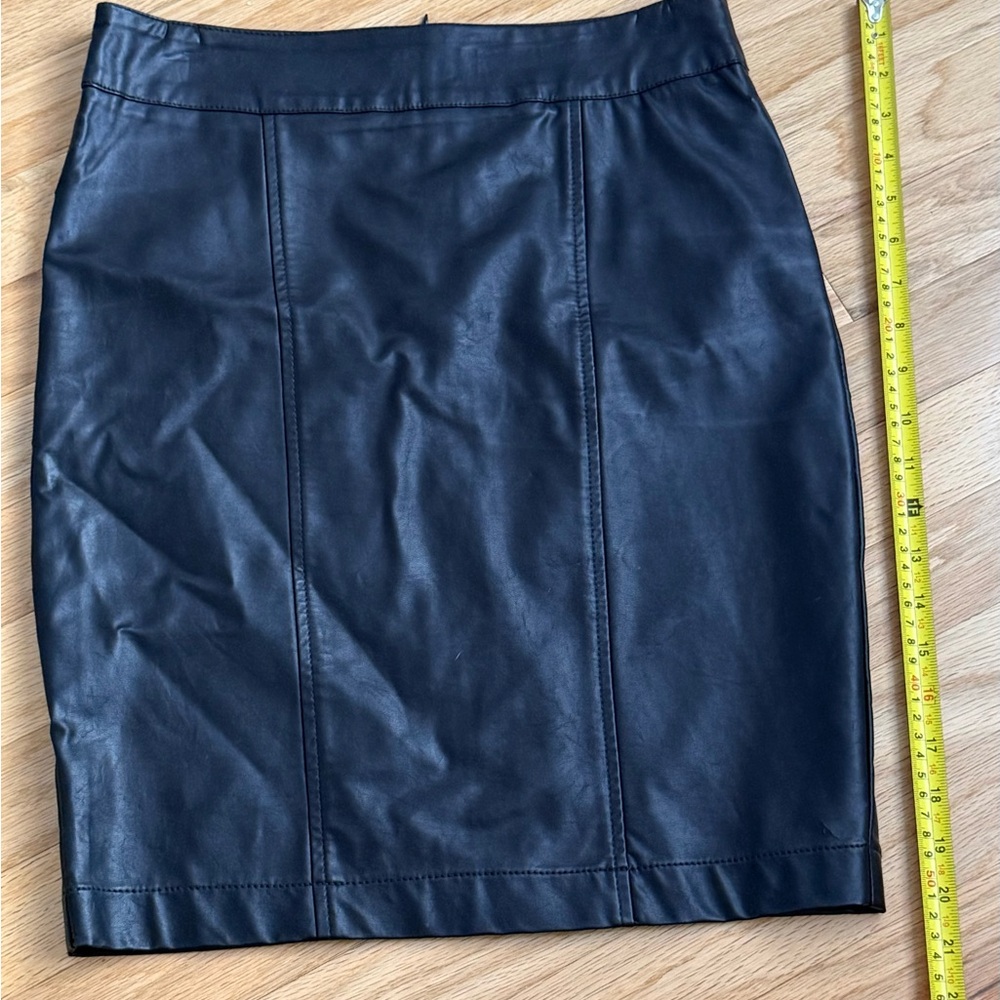 Forever 21 Midnight Black Pencil Skirt